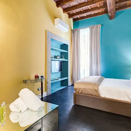 The French By Oneup Hospitality 2*